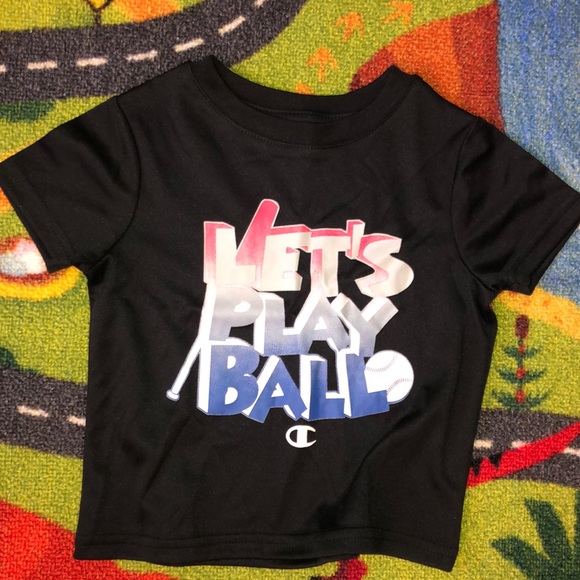 Champion short set 18mo(boy) - Picture 2 of 5